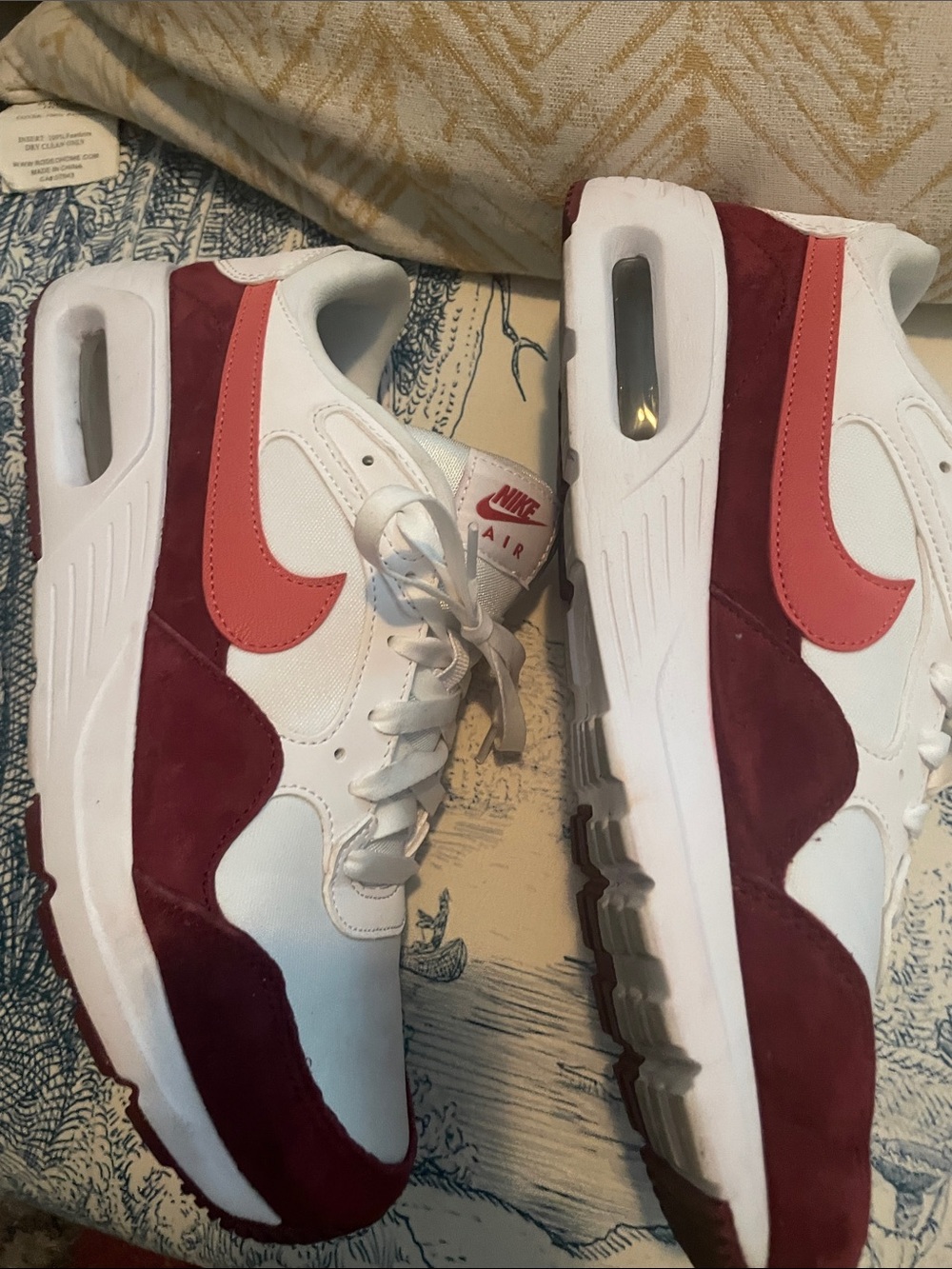 Nike White and Red Low-Top Air Sneakers - Picture 4 of 6